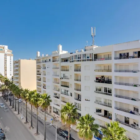 Al - Ocean Wide View Апартаменты