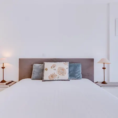 Al - Ocean Wide View Quarteira