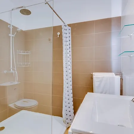 Al - Ocean Wide View *