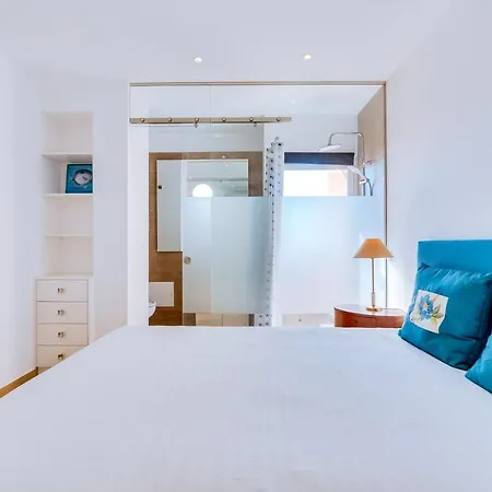 Al - Ocean Wide View *