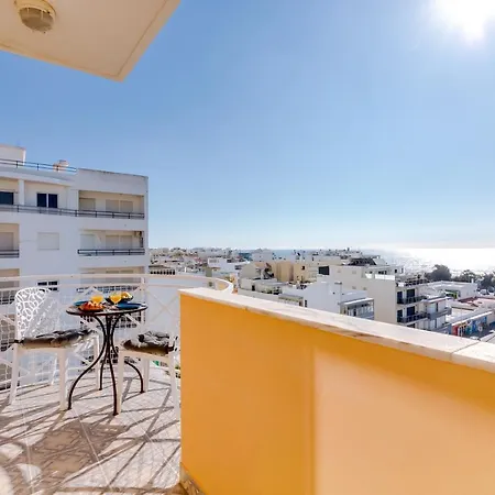 Al - Ocean Wide View